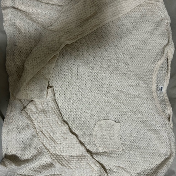 Old navy cream waffle crop long sleeve - Picture 6 of 6